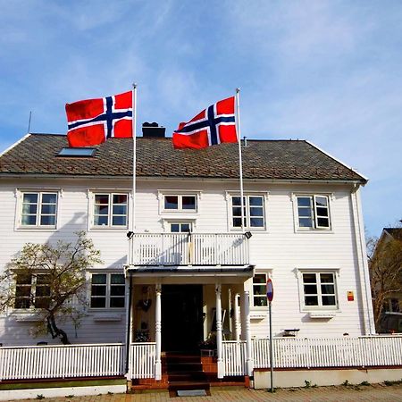 Opsahl Gjestegaard Bodø Esterno foto